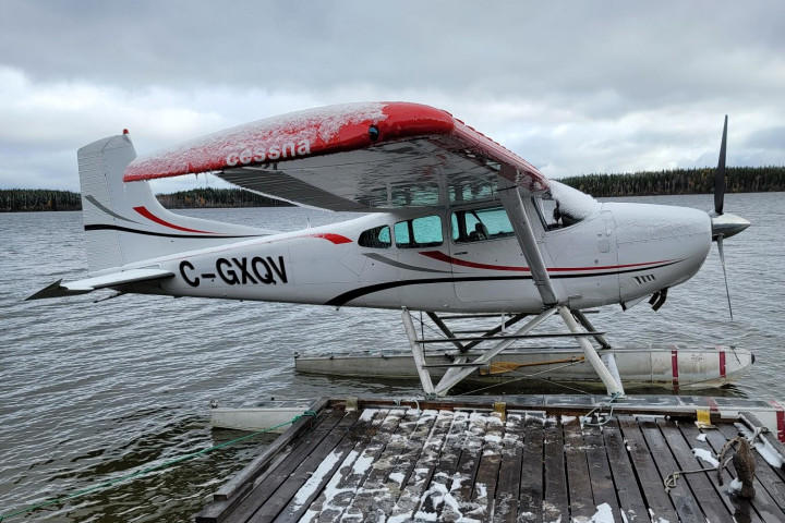 Float plane